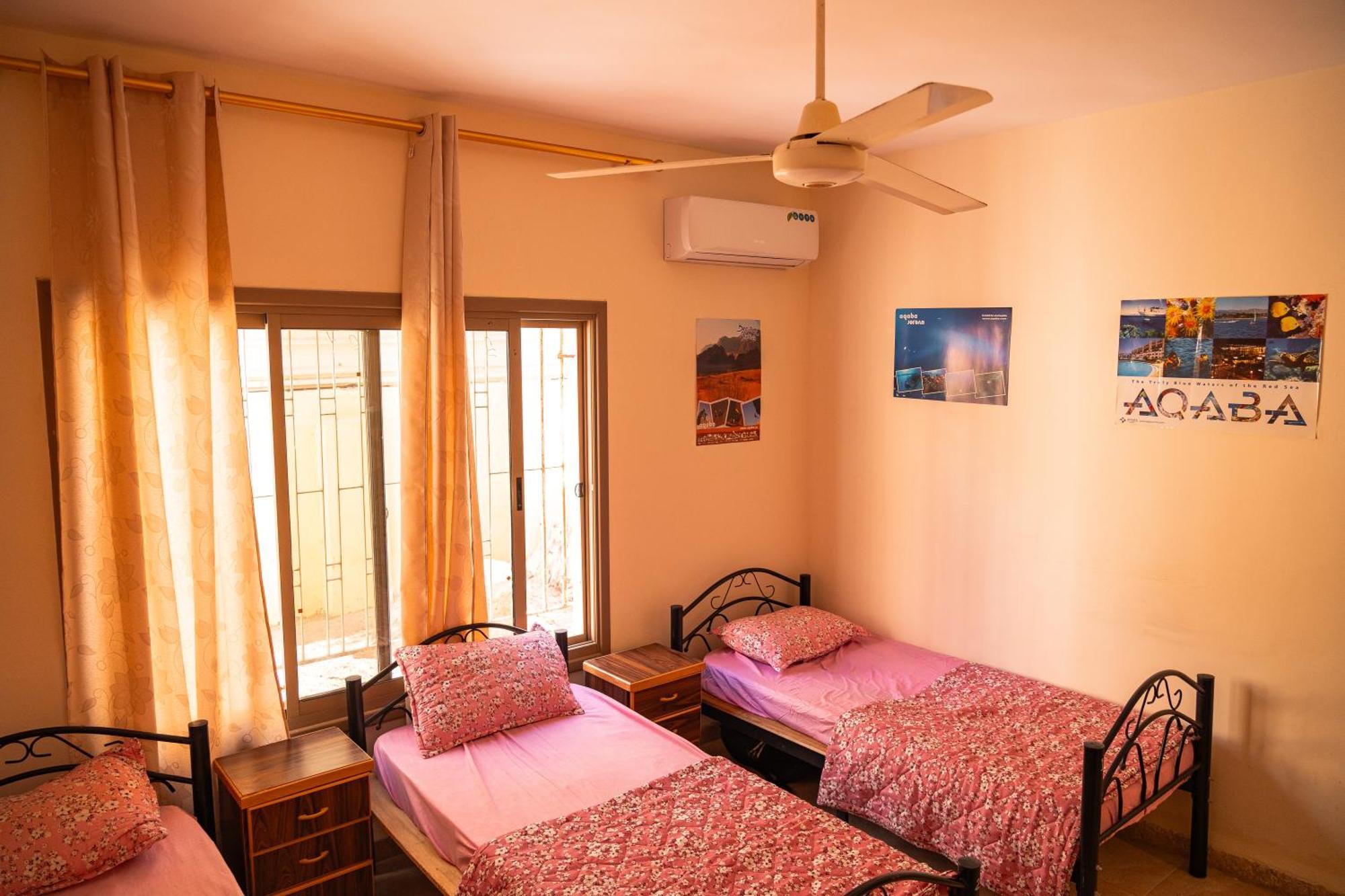 Extra Traveller Hostel อคาบา ภายนอก รูปภาพ